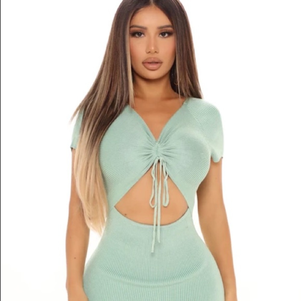 💕😍❤️MAKE AN OFFER! NWT FASHION NOVA DRESS😍💕 - Picture 1 of 4